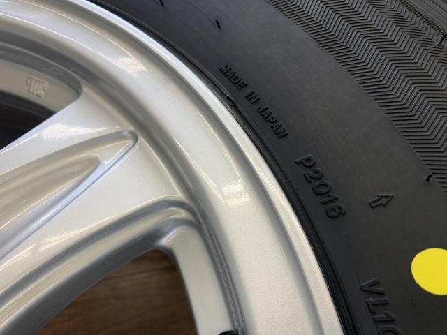 ハイエース用冬セット! 新品ブリヂストンバン規格スタッドレス ハイエース用冬セット! 新品ブリヂストンバン規格スタッドレス
