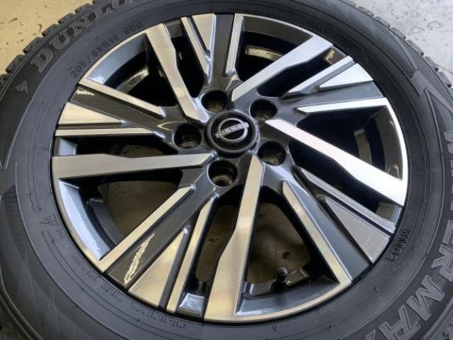 新型セレナ純正１６インチ入荷しました！！