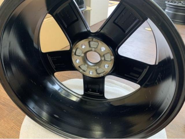 フォルクスワーゲン ゴルフ7R 純正 カスタムカラー!!塗装後未走行品!!
