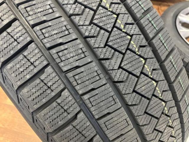 マツダ　ＣＸ－８０/ＣＸ－６０用新品スタッドレス付が入荷！