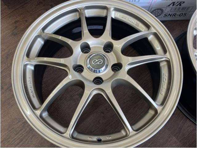 ミニバン等に！！ドレスアップ＆スタッドレスセット！！