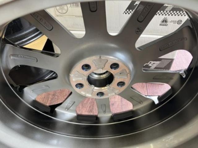 マツダ　ＣＸ－６０／ＣＸ－８０の冬用に！！新品スタッドレス付！！