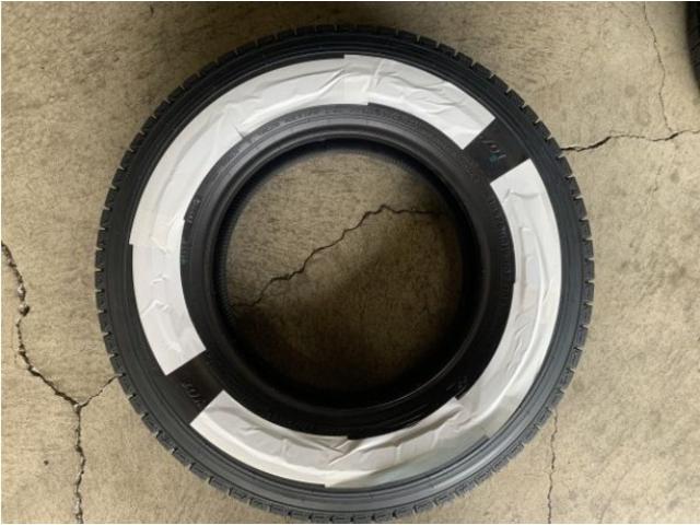 ハイエースやレジアス，ＮＶ３５０・キャラバン等に！！
ホワイトレタースタッドレス入荷しました！！