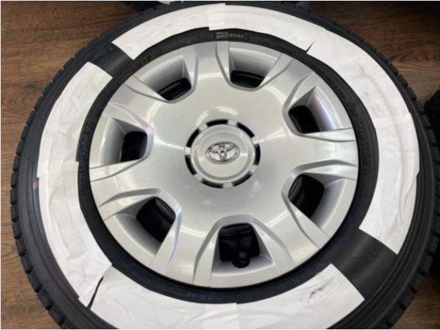 ハイエースやレジアスなどに！！純正スチール＆新品ダンロップスタッドレスのご案内！