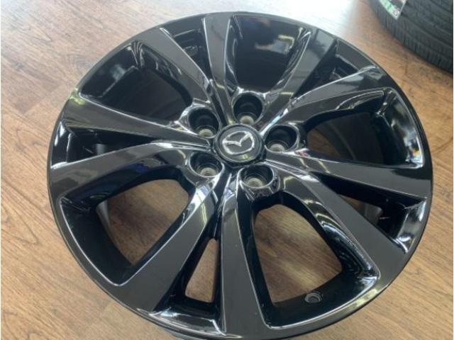 マツダ　ＭＡＺＤＡ３等の新品冬タイヤ付お買得セット！！