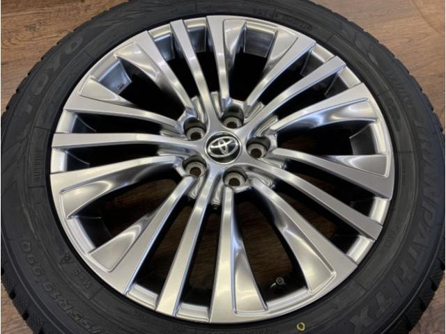 トヨタ　８０系ハリアー純正＆日本製新品スタッドレス付入荷！！