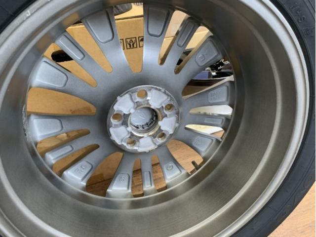 トヨタ　８０系ハリアー純正＆日本製新品スタッドレス付入荷！！