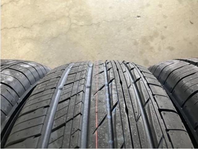 ちょっと早いけど年末セール開催中！
国産ＳＵＶ等のタイヤ交換に！！