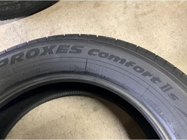 ちょっと早いけど年末セール開催中！
国産ＳＵＶ等のタイヤ交換に！！