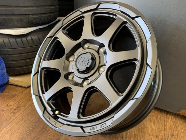 ハイエースやレジアスなどに！ちょっと早い年末セール！