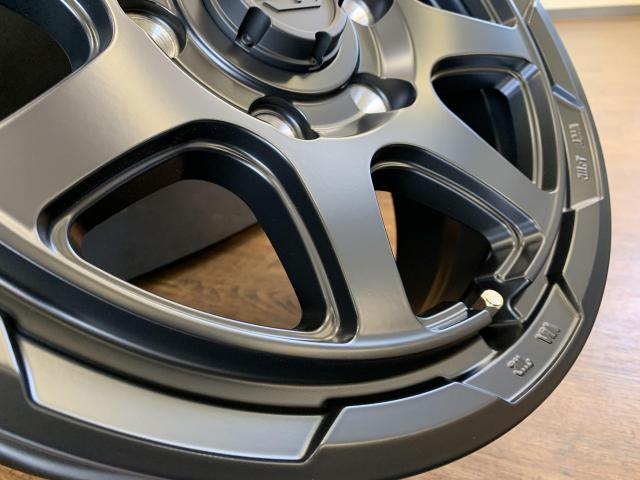 ハイエースやレジアスなどに！ちょっと早い年末セール！