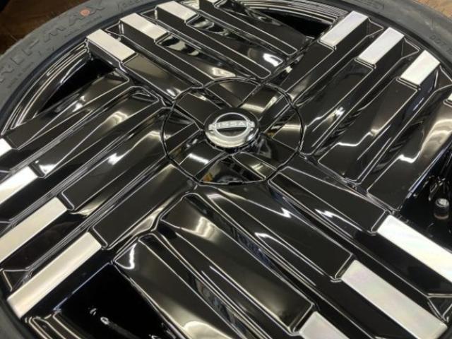 日産　オーラ純正＆新品冬タイヤ入荷！