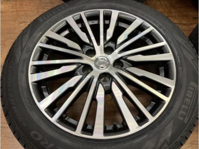 エルグランド純正＆新品スタッドレスセットのご案内！　パーツ情報