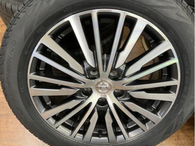 エルグランド純正＆新品スタッドレスセットのご案内！　パーツ情報