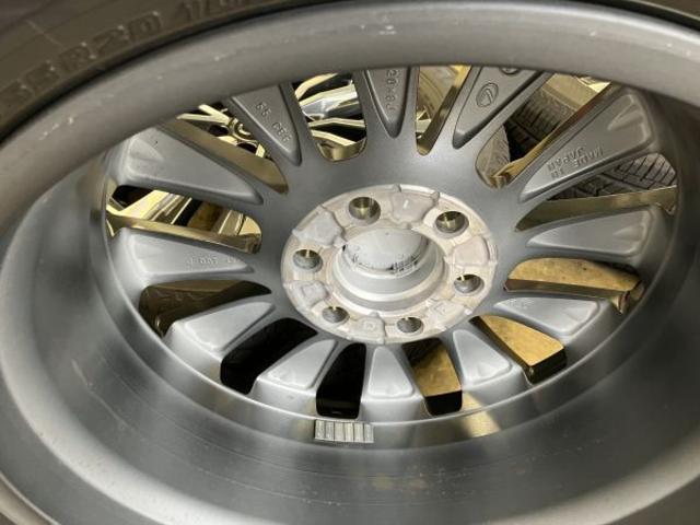 ＬＸやＧＸ、ランクル３００/２５０等に！！新車外し美品セット！