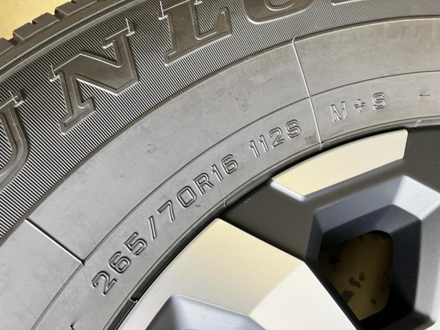 トヨタ　ランドクルーザー７０専用！新車外し美品が入荷！