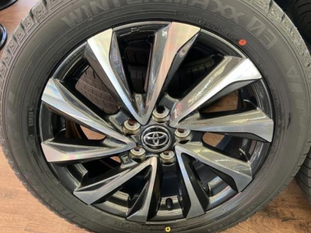 トヨタ新型ヴォクシー純正＆新品スタッドレス付！！即納セット！！