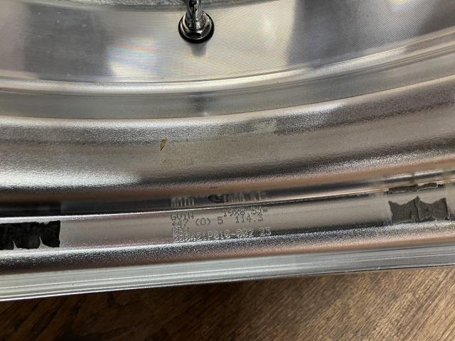 中古お買得１９インチ！！ワーク　グノーシス入荷！！