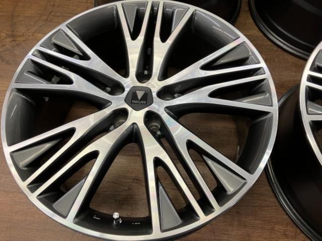 トヨタ車のドレスアップに！！モデリスタ　１９インチ入荷！