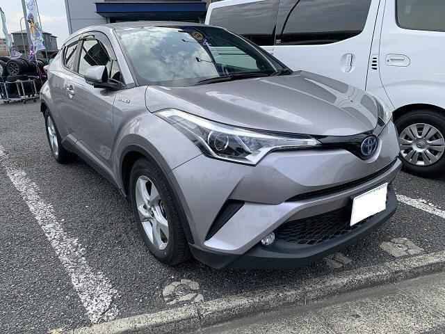 C-HR　シートカバー取付＆その他もろもろ取付！