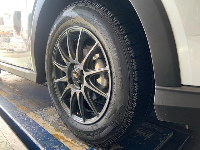 朝晩、だいぶ寒くなってきましたね！
これからはいよいよスタッドレスタイヤのシーズンに入ってきましたね！
お持ち込み交換、購入ご相談、お気軽にどうぞっ！！