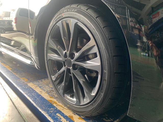 朝晩、だいぶ寒くなってきましたね！
これからはいよいよスタッドレスタイヤのシーズンに入ってきましたね！
お持ち込み交換、購入ご相談、お気軽にどうぞっ！！