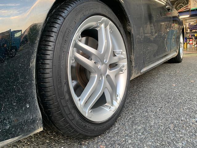 朝晩、だいぶ寒くなってきましたね！
これからはいよいよスタッドレスタイヤのシーズンに入ってきましたね！
お持ち込み交換、購入ご相談、お気軽にどうぞっ！！