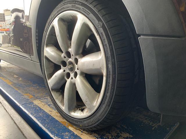 お持ち込みタイヤ交換お任せ下さい！！