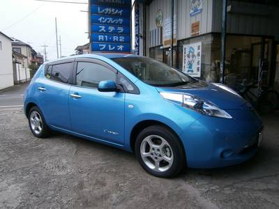 代車は電気自動車！