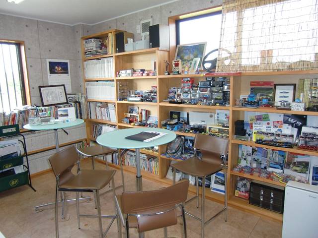 ゆっくりおくつろぎ頂ける商談スペース