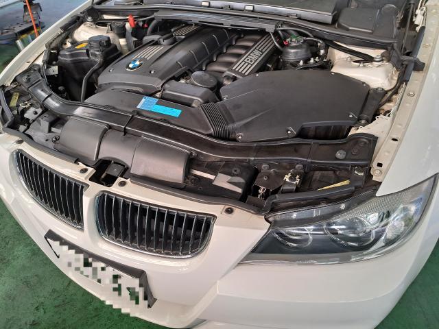 BMW  3シリーズ　ラジエーター交換