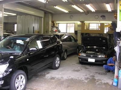 ボディのキズ・ヘコミは当店へ