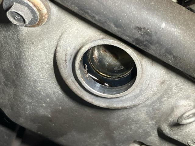 アイドリング不調はなぜ起こる？日野市の整備工場が教える症状と修理費用
