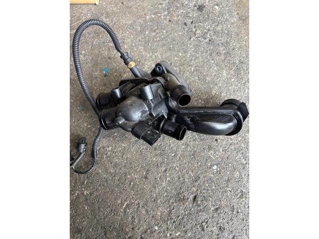 プジョー　３０８　車検　水漏れ修理　エアコン修理　和歌山　海南　下津　有田