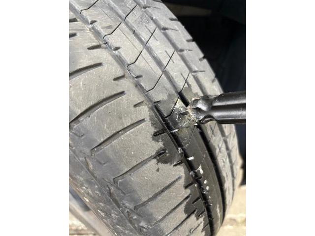 ホンダ　フィット　パンク修理