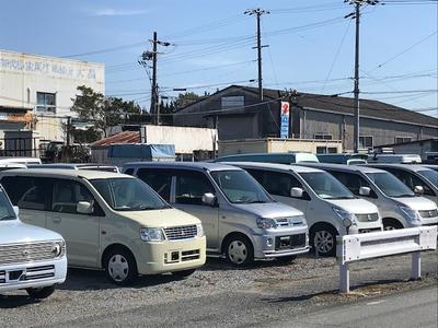 新車・中古車も販売