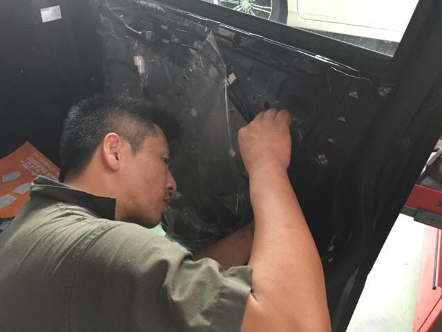 ムーヴ ドアロックアクチュエータ交換 【姫路市 車検 修理 取付お任せください】