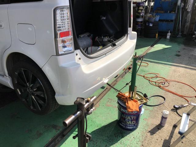 トヨタ bB  テインハイブリッドワゴン  油圧ホース交換  リセット作業　藤沢市　修理　故障　不具合