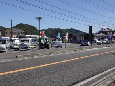 中古車販売店 吉田町常友にオープン