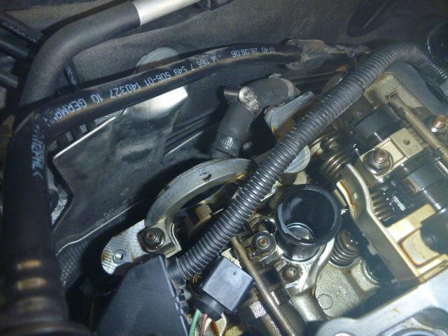BMW320i(E91)　エンジンオイル漏れ修理とエンジン不調