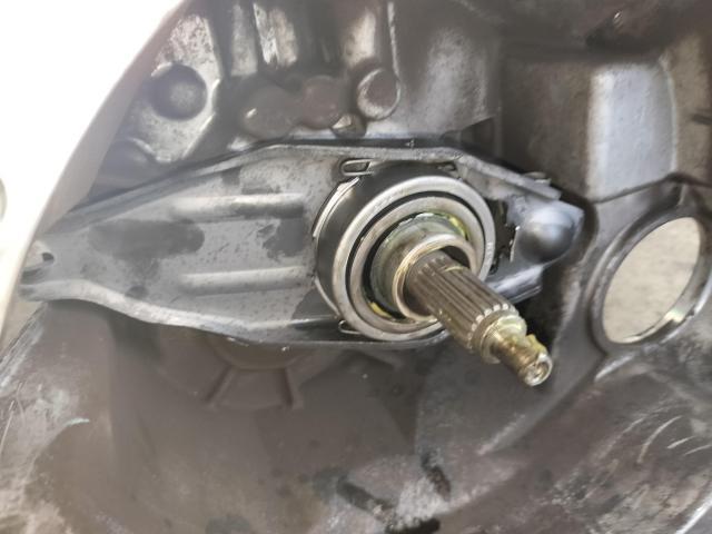 スズキ　エブリイ　DA64V　クラッチOHの作業になります！