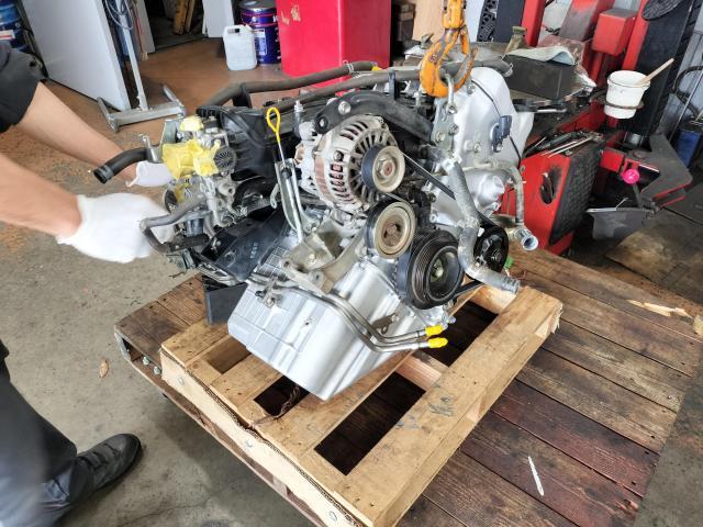 スズキ　エブリイ　DA64V　エンジン載せ替え　リビルトエンジン