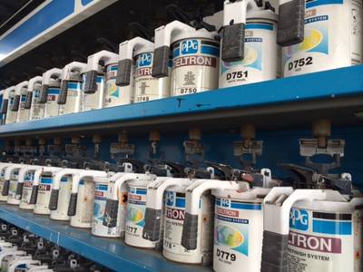 塗装ブース完備!