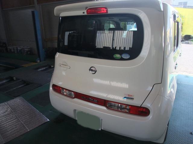 日産　キューブ　傷・へこみ修理　板金塗装　和泉市　泉大津市