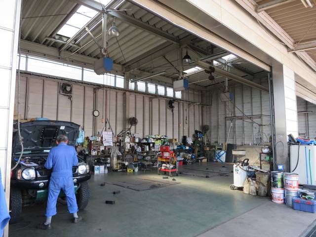 あなたのカーライフをもっと快適に、車の事なら販売、修理、保険、廃車&hellip;なんでもできます。