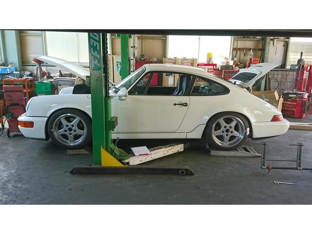 ポルシェ　９６４　足廻り交換　