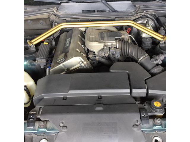 BMW E36 3シリーズ　点検で入庫です。