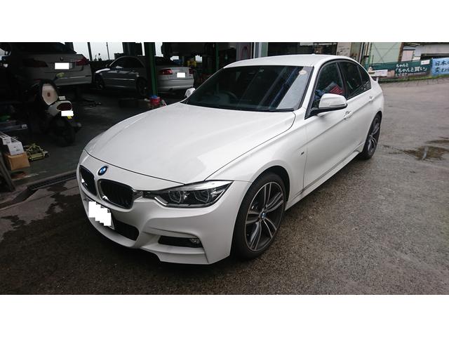 BMW F30 3シリーズ フロントバンパー塗装です。|グーネットピット