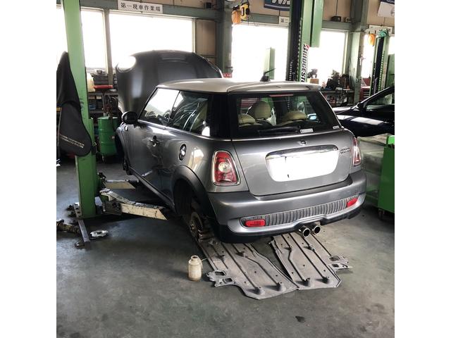 MINI　R56　クーパーｓ　車検で入庫です。