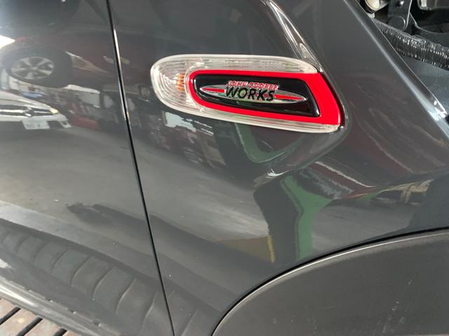 ＭＩＮＩ　Ｆ５６　ＪＣＷ　オイル交換で入庫です。